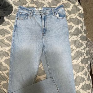 Abercrombie and Fitch 90s slim straight jeans